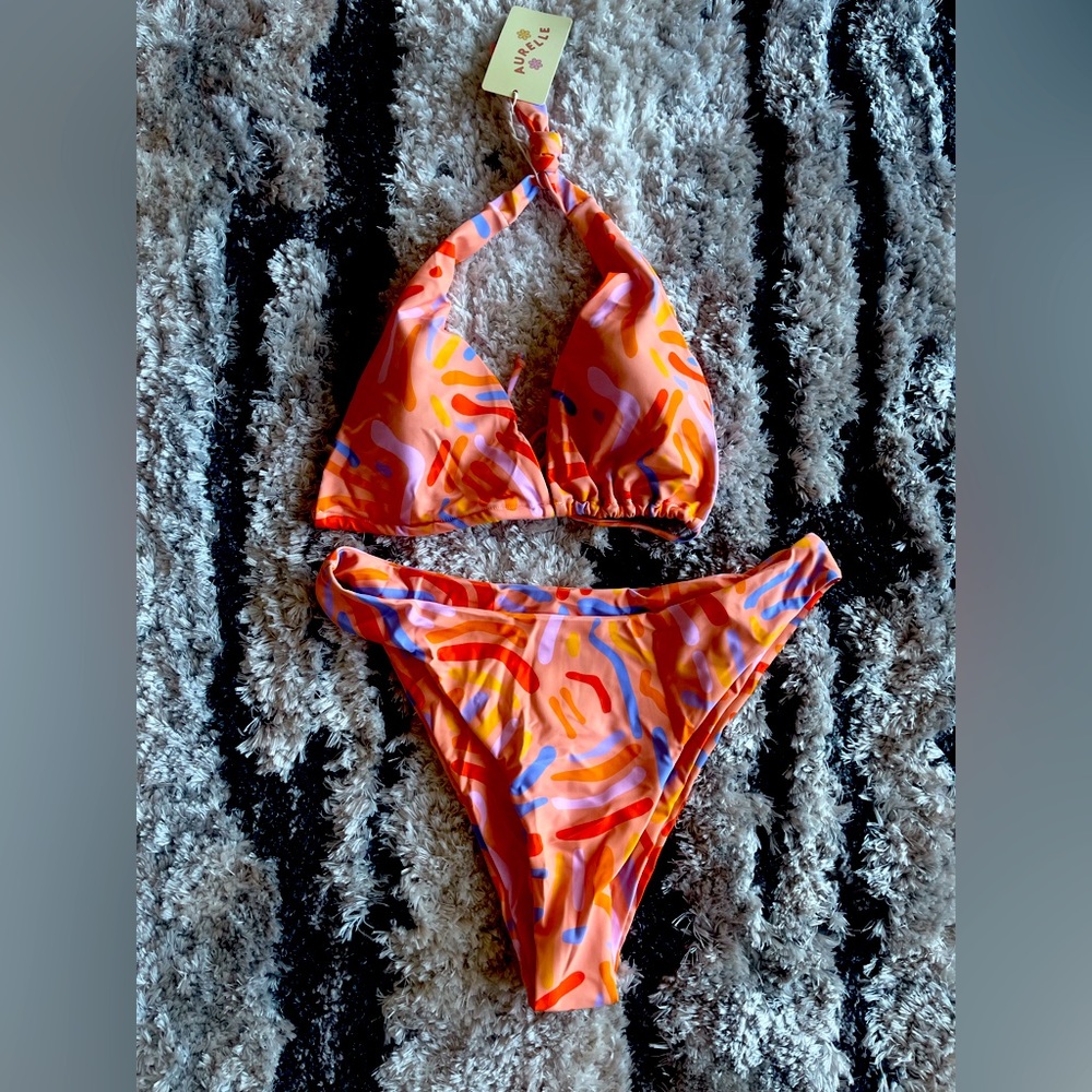 AURELLE SWIM